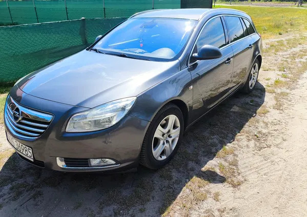 samochody osobowe Opel Insignia cena 21900 przebieg: 227000, rok produkcji 2011 z Stawiszyn